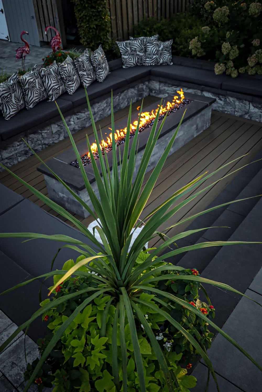 Fire Feature Patio & Outdoor Kitchen, photo 3