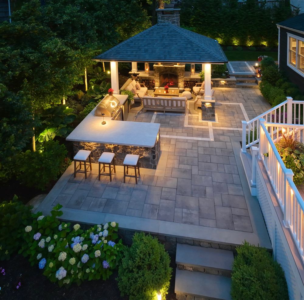 Pavilion & Outdoor Kitchen, photo 2