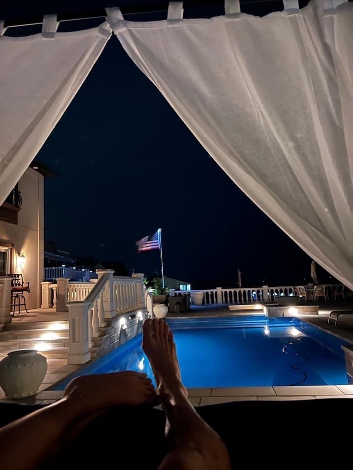 Waterfront Pool & Fire Pit, photo 3
